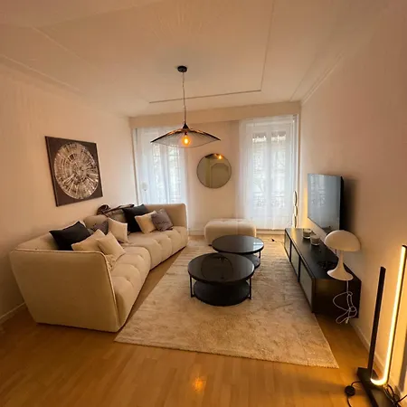 Boulevard Des Belges, Coeur Du Sixieme Apartment